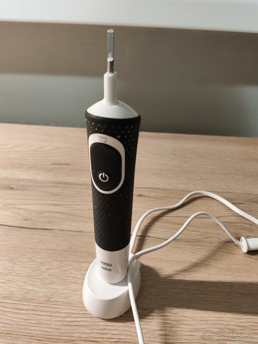 Predám sónickú kefku Oral B