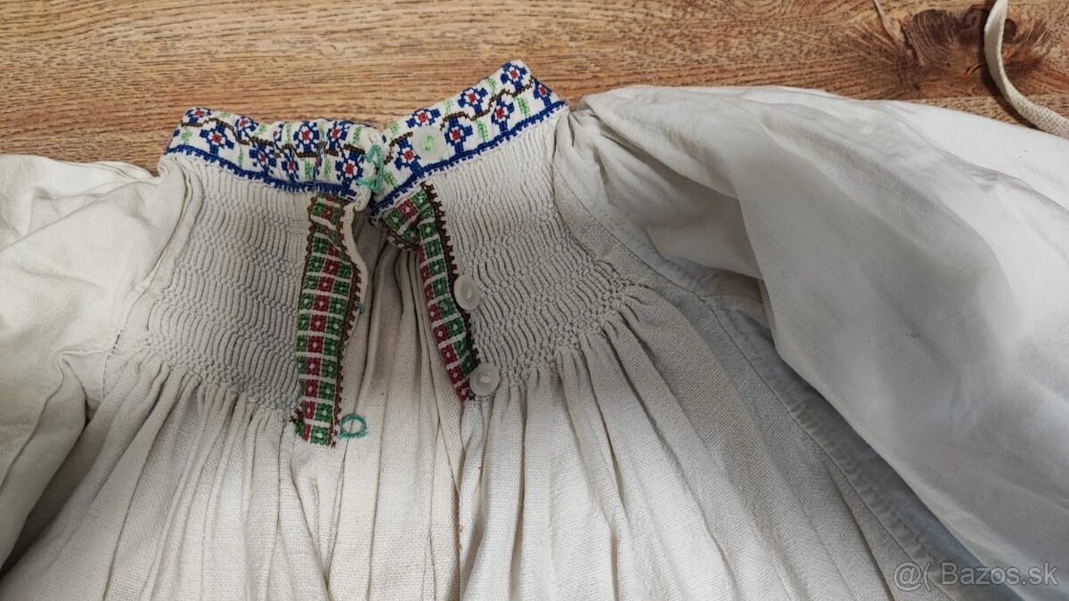 Staré Slovenské kroje 2.