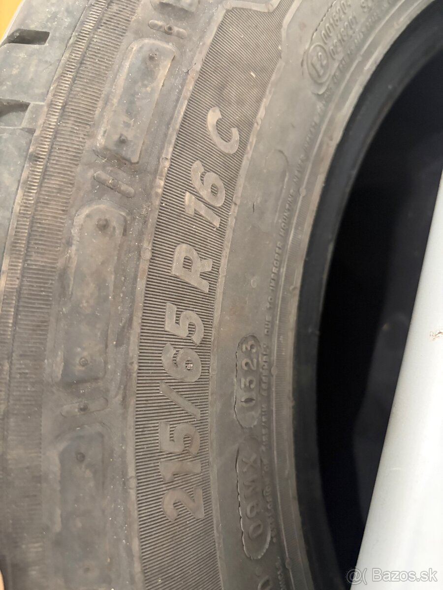 Predam letne pneo michelin 215/65/16c