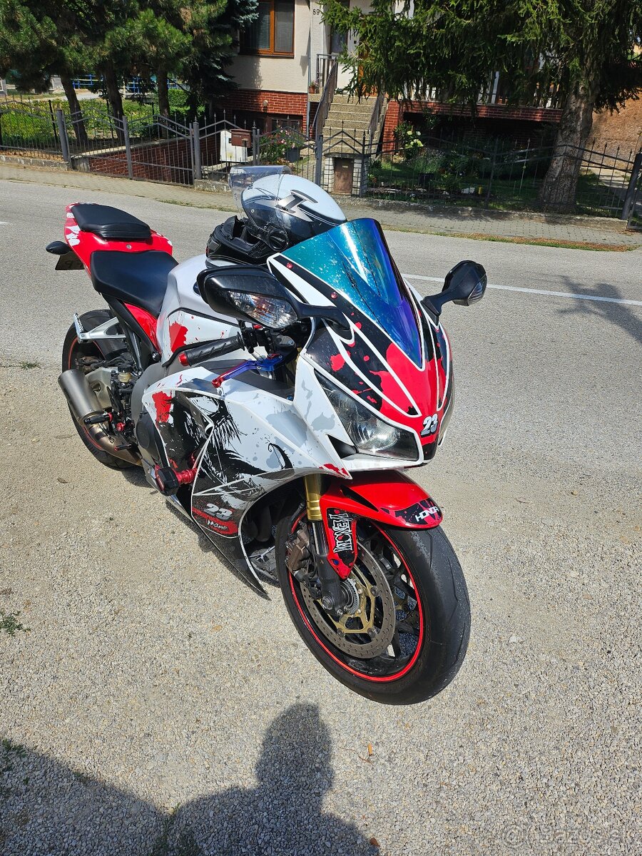 HONDA CBR 1000 RR