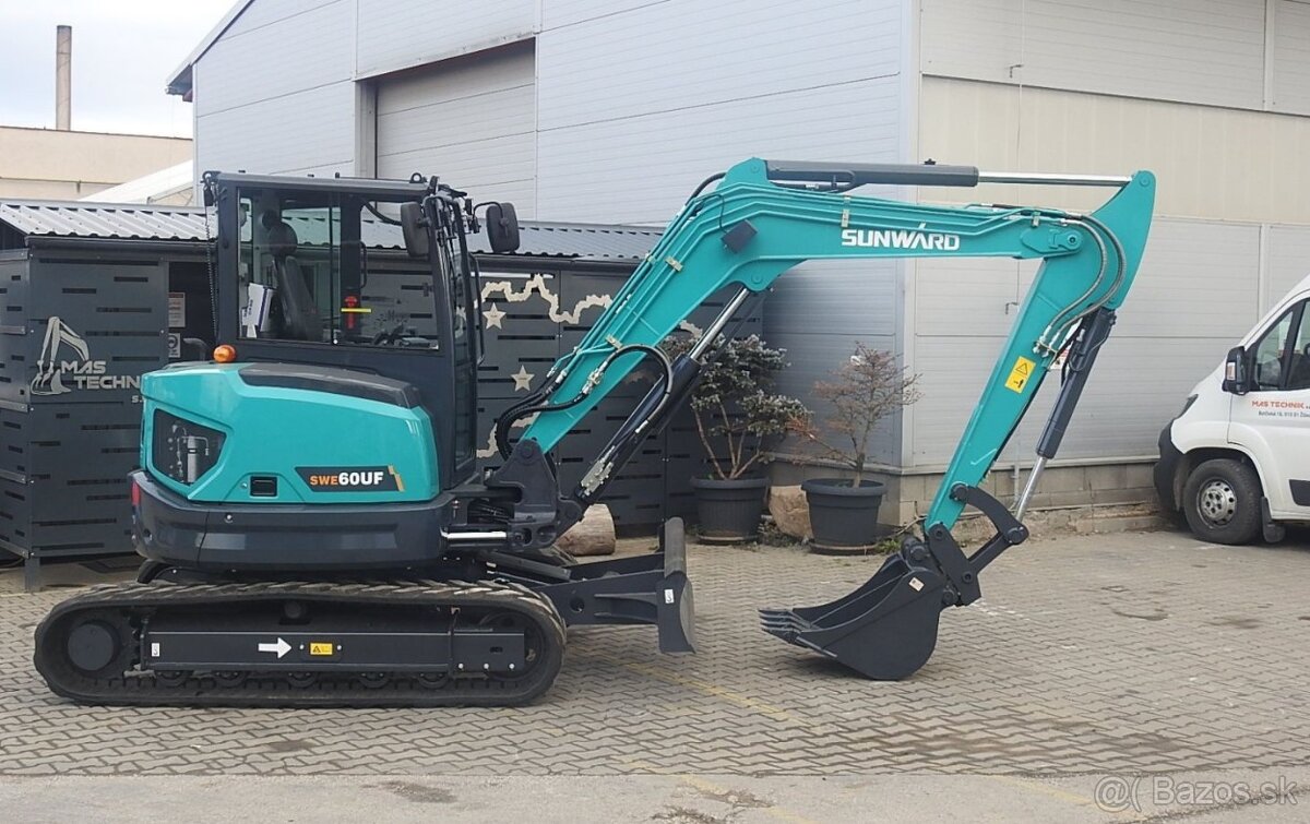 SUNWARD SWE60UF - 6000kg