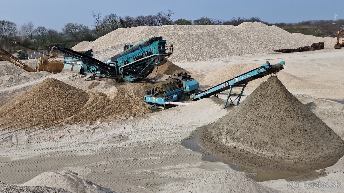 Powerscreen Chieftain 2100 X mobilná mokrá triediaca linka