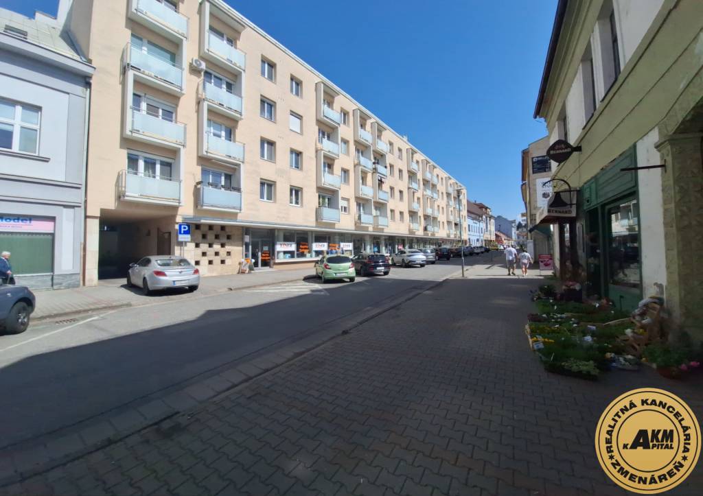 3 izbový byt na predaj, tehla,  P.O. Hviezdoslava, Zvolen