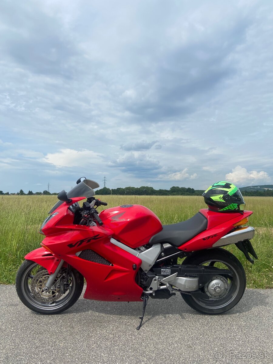 Honda vfr