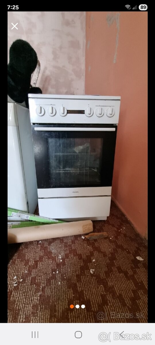 Elektricka rura mora