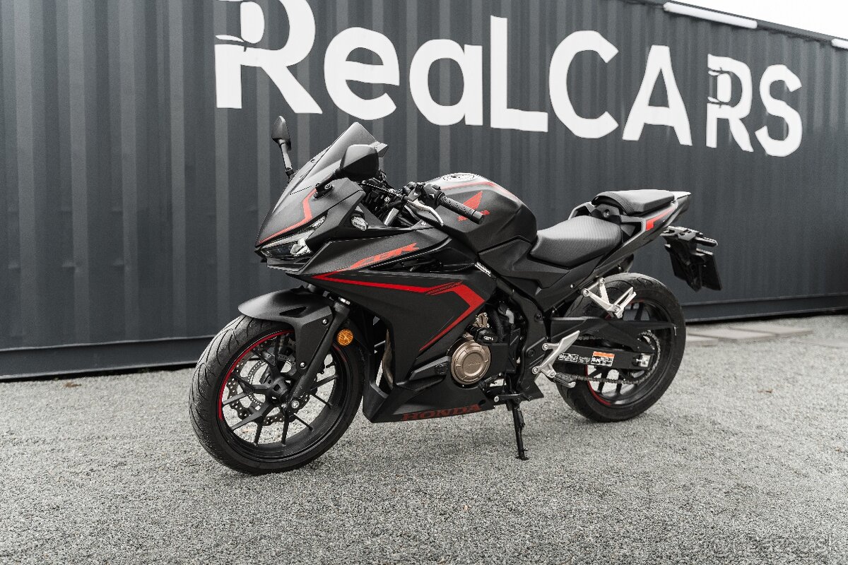 Prenájom Honda CBR500R 35kW s výfukom Akrapovič