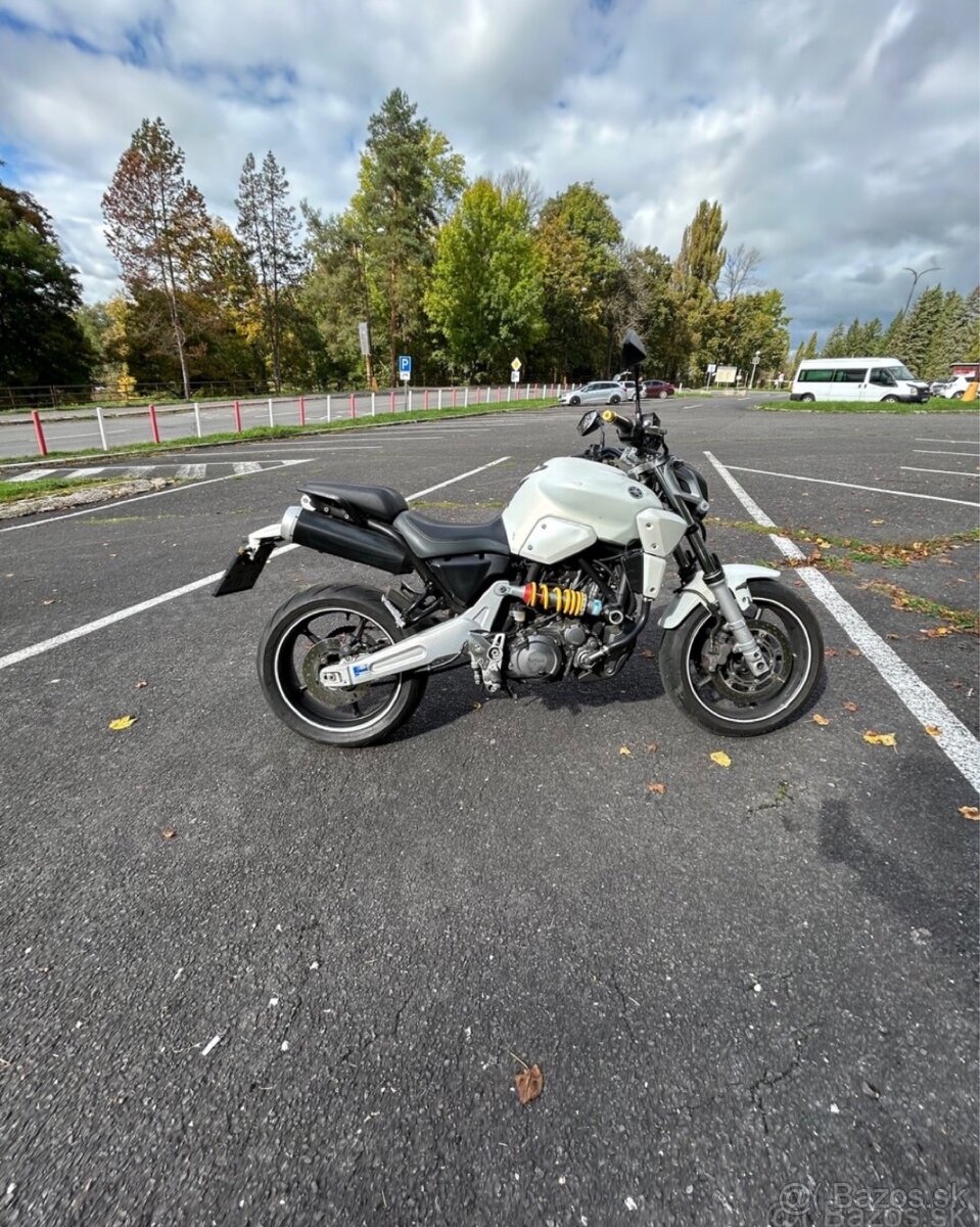 Yamaha mt 03