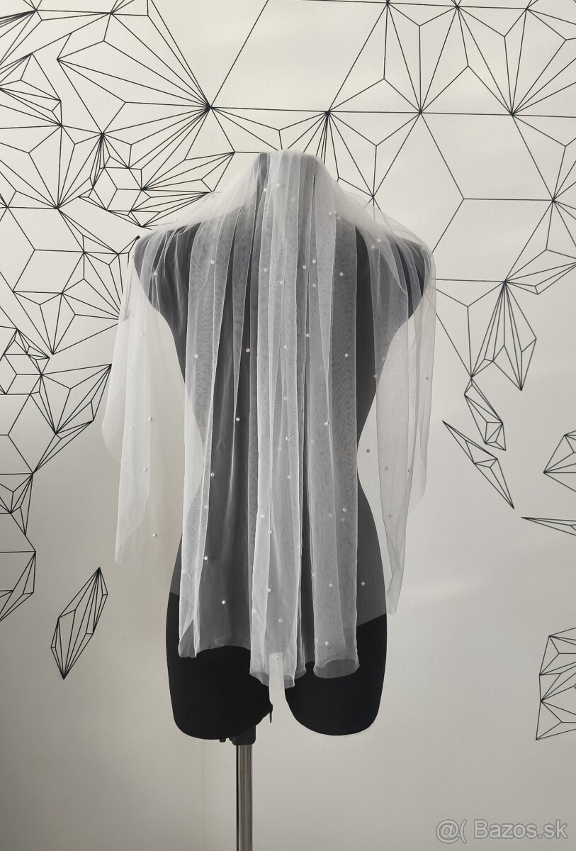 Závoj s perličkami 75 cm