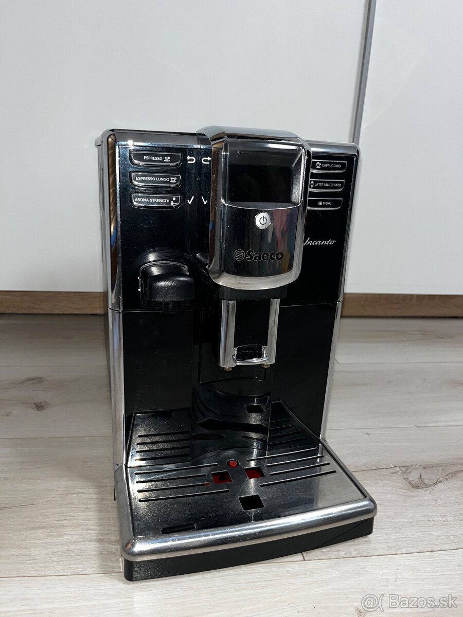 Predam plnoautomaticky kávovar SAECO Incanto