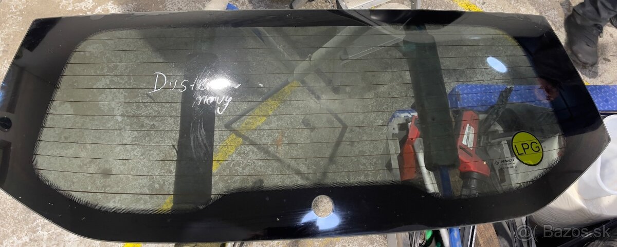 Dacia duster 2017+ zadné okno