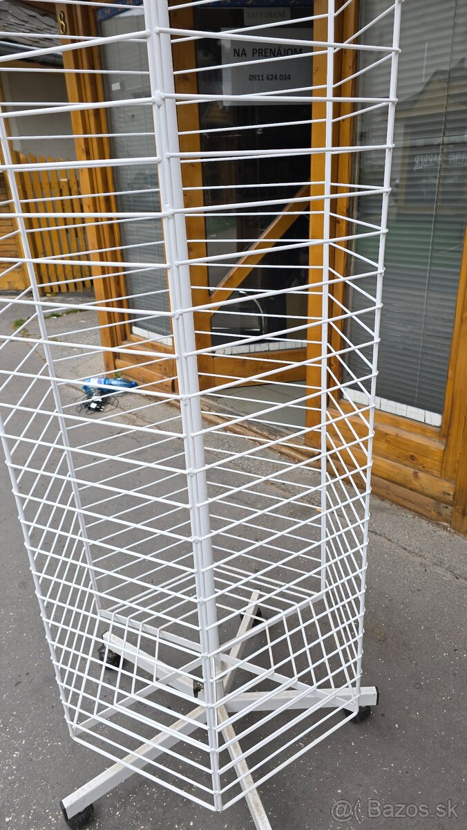 Regál