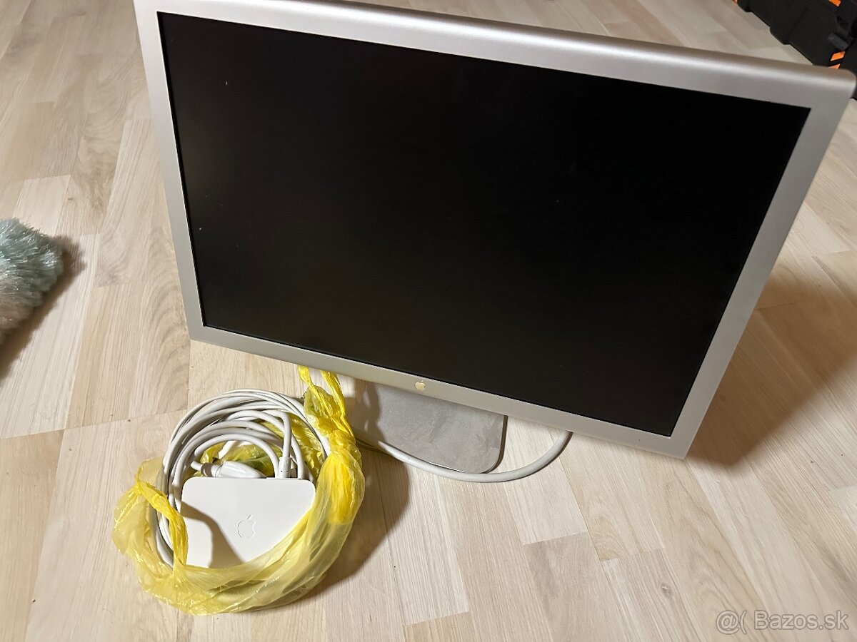 Apple cinema display 19”