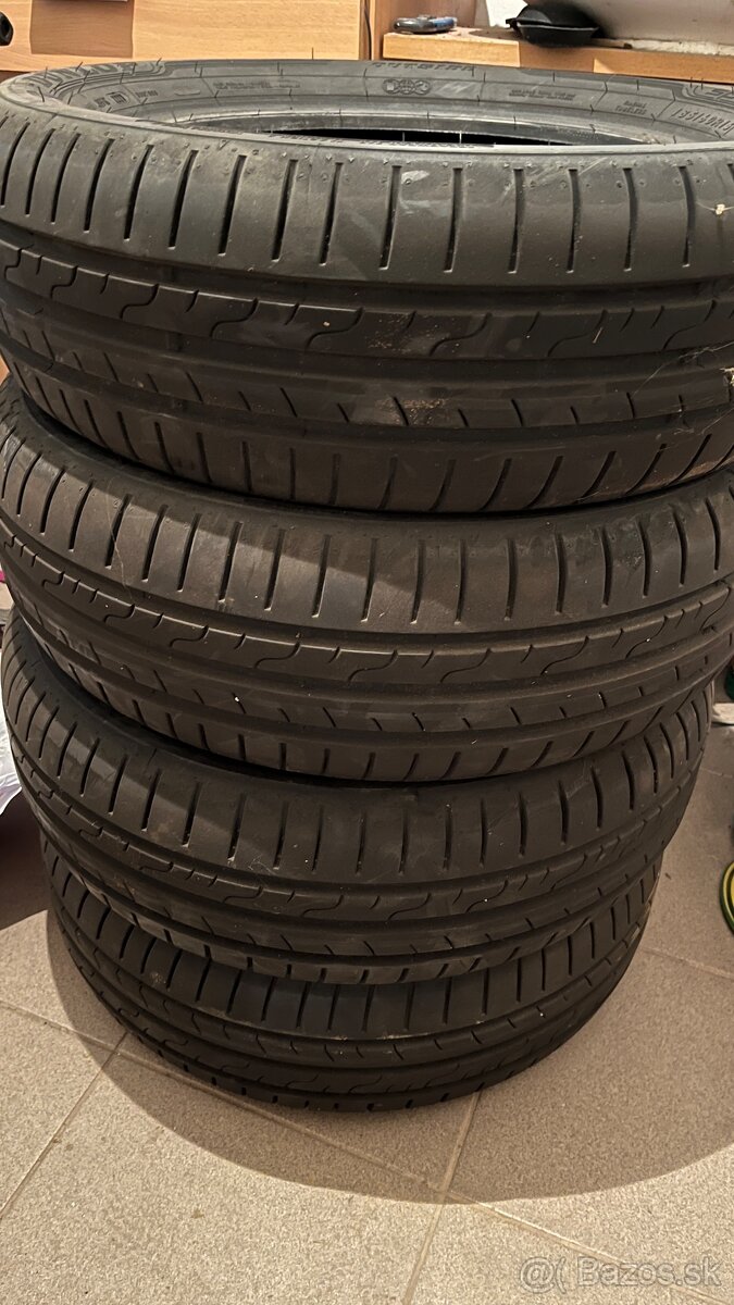 Dunlop 185/65 r15