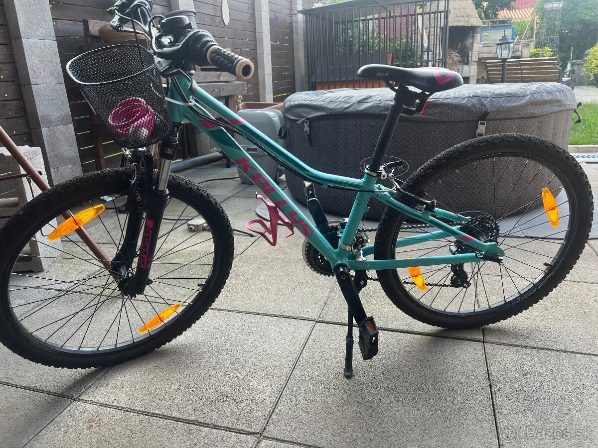 Predám decký dievčenský bicykel