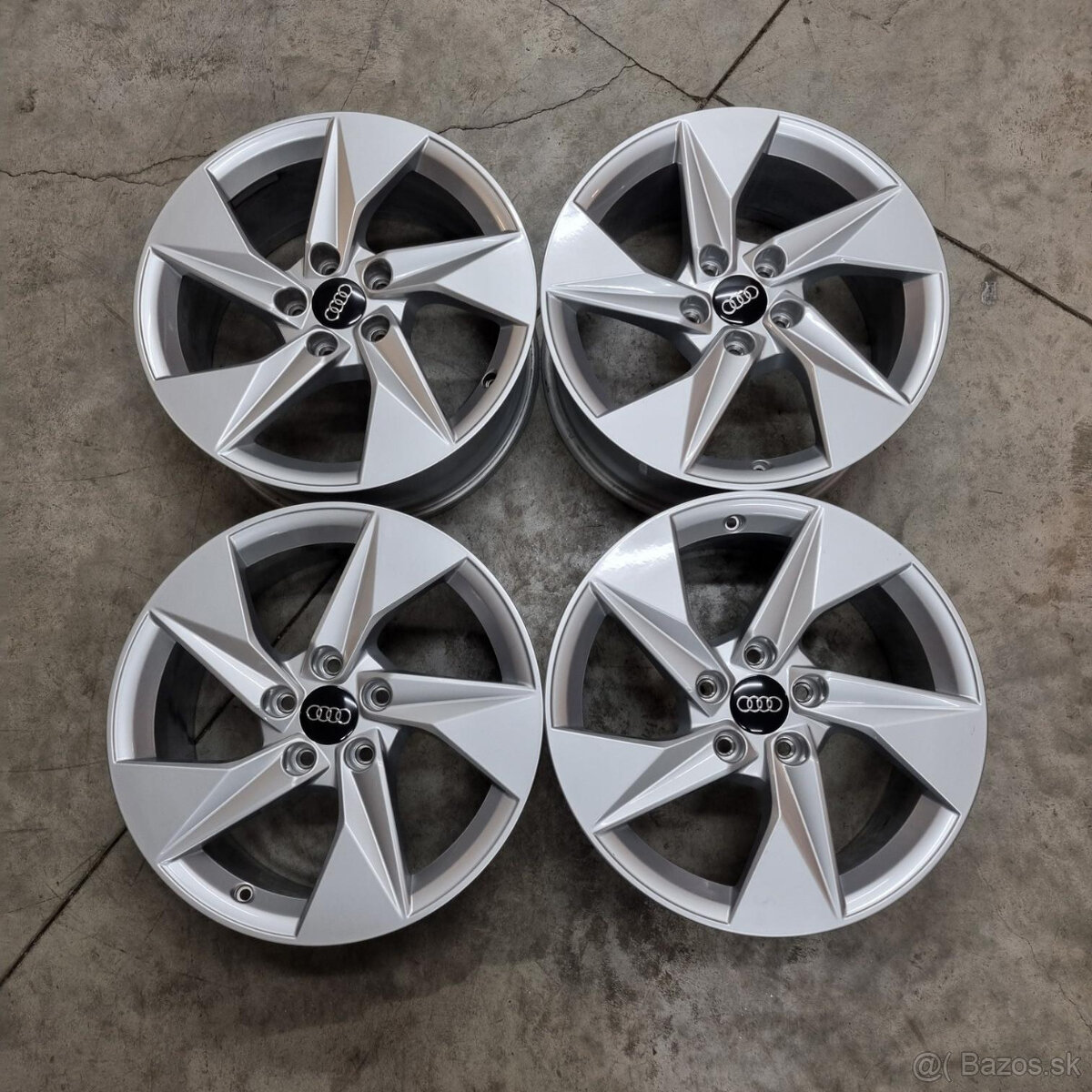 Hliníkové AUDI disky 5x112 R17 8J ET46