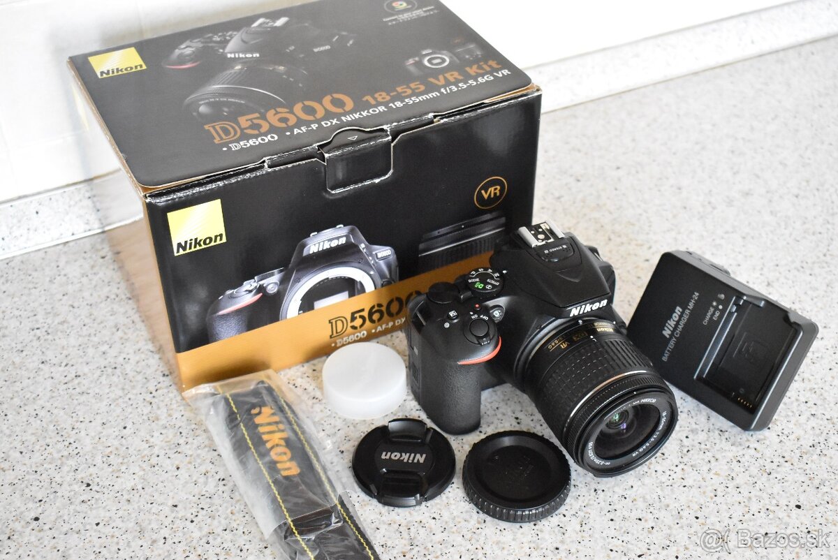 Nikon D5600 so sadou objektívov