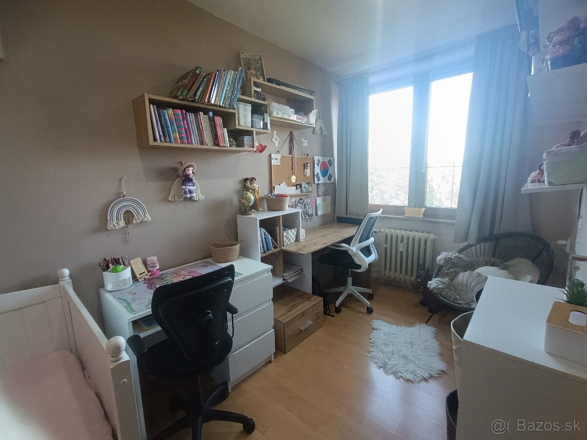 Na predaj - 2,5 izbový byt - Prof. Hlaváča