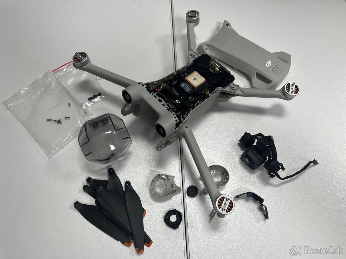 DJI Mini 3 Pro - Na diely po páde - iba v celku
