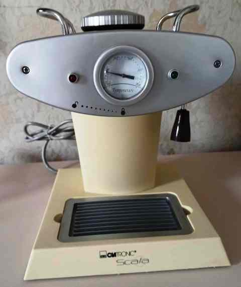 Retro kávovar Clatronic Scala