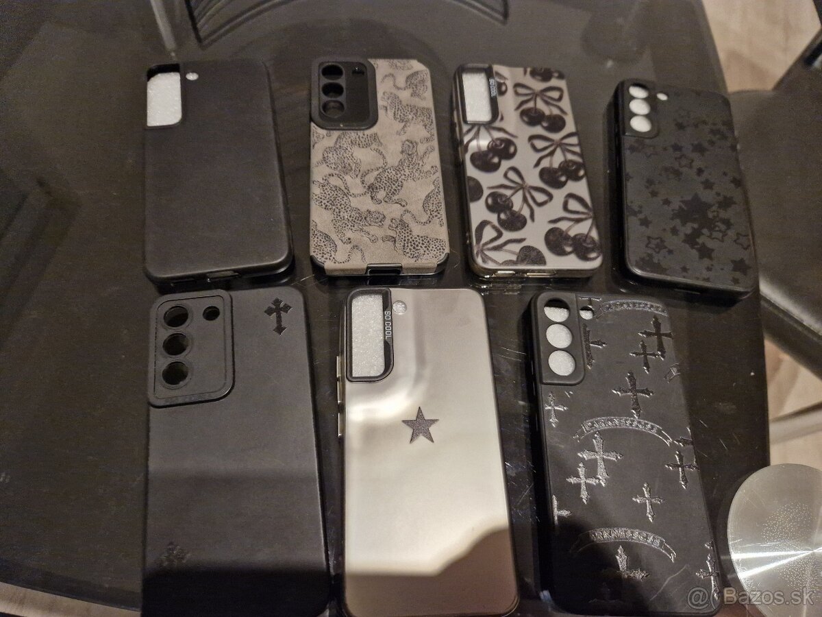 Malo použivané kryty na Samsung s22