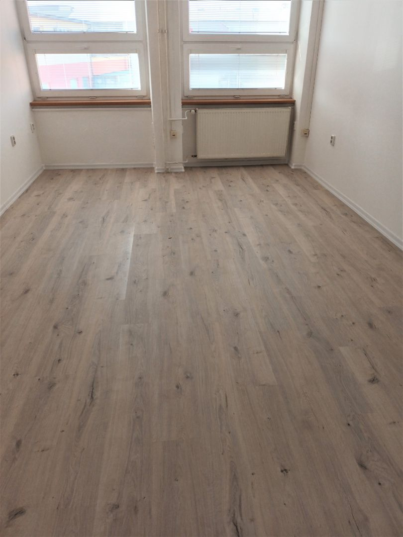 Prenájom kancelárie 18,4 m2 ul. Bytčická