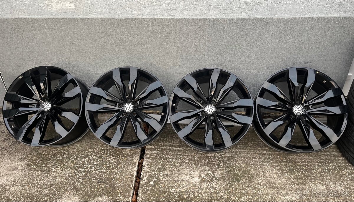 21” Original VW Alu Disky Suzuka 5x112 R21 Touareg