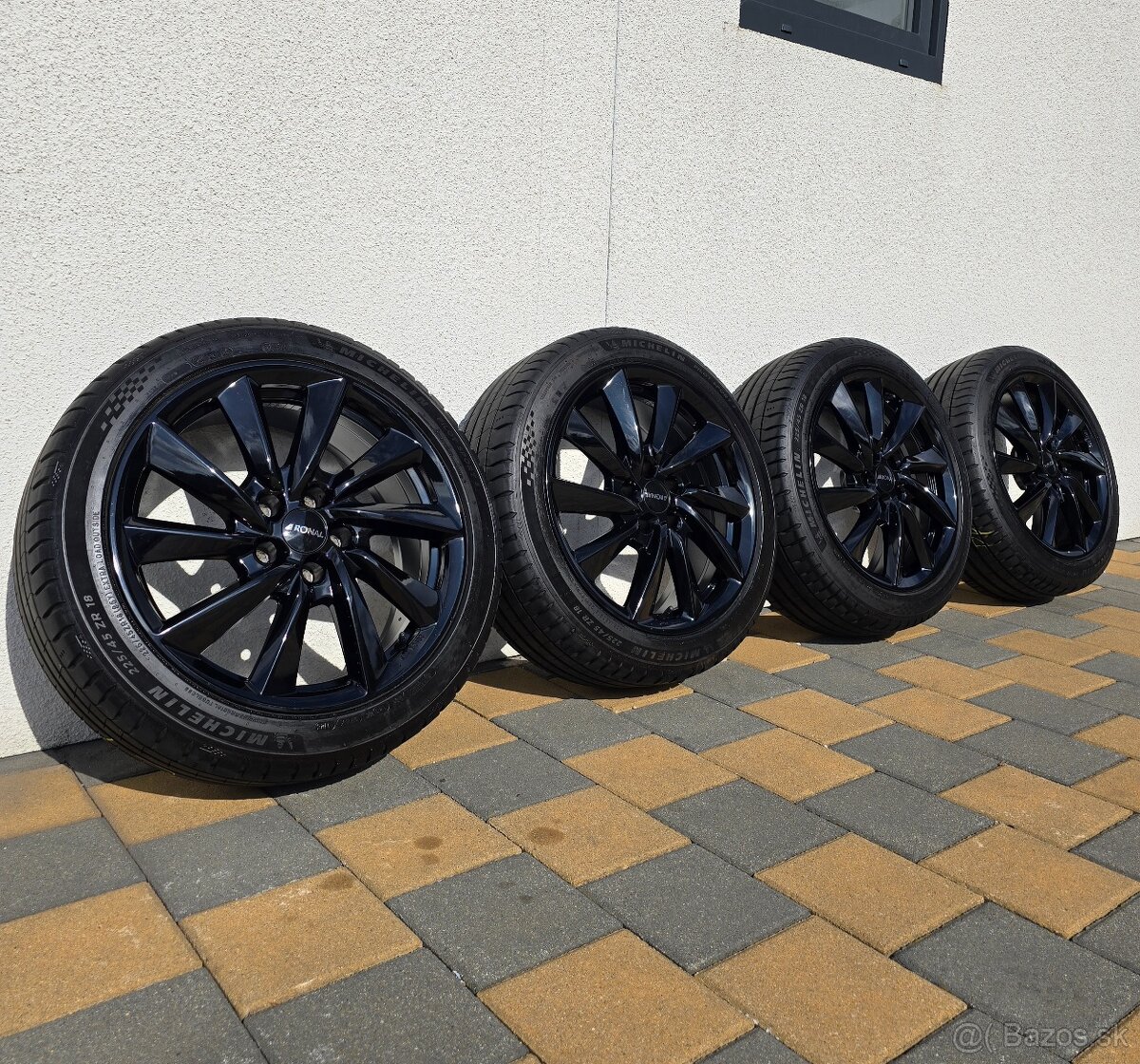 Letná sada Ronal 5x114,3 225/45 R18 Michelin PILOT SPORT 5