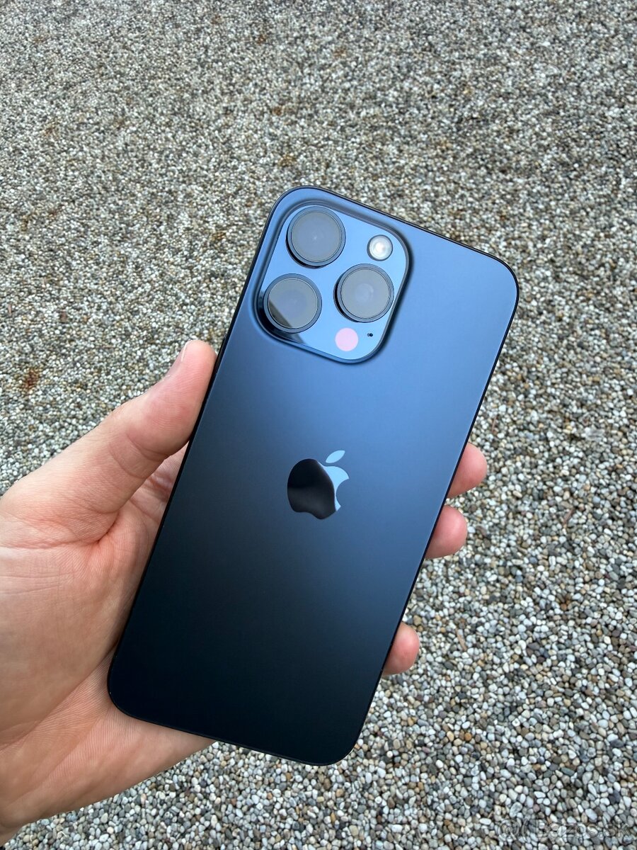 IPhone 15 pro Max - baterie 100%