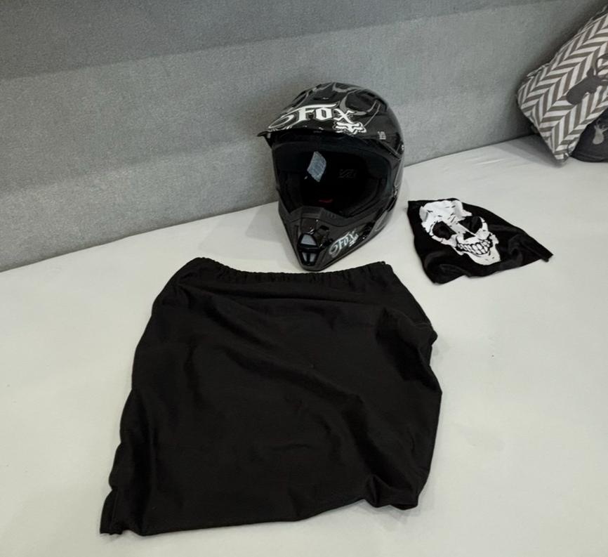 motokrosová prilblba Fox-ako nová