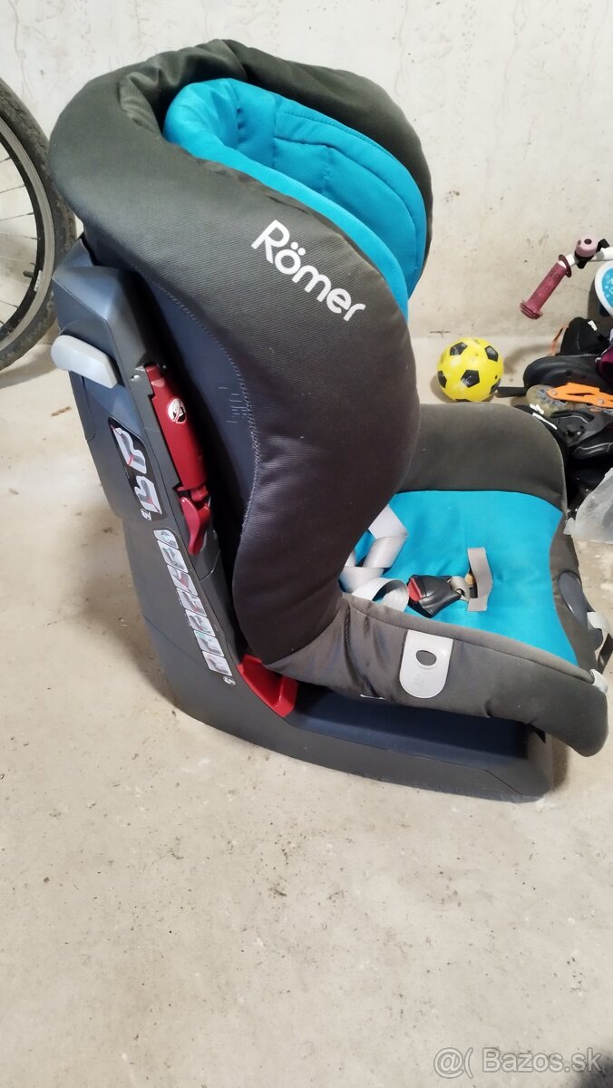 Autosedacka romer