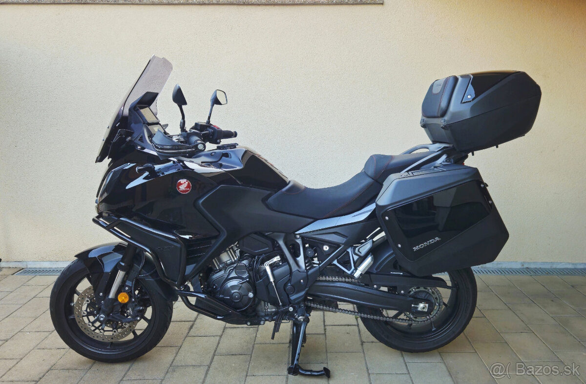 HONDA NT1100
