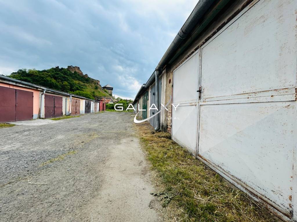 Na predaj: Ihneď voľná murovaná garáž, Fiľakovo – Farská lúk