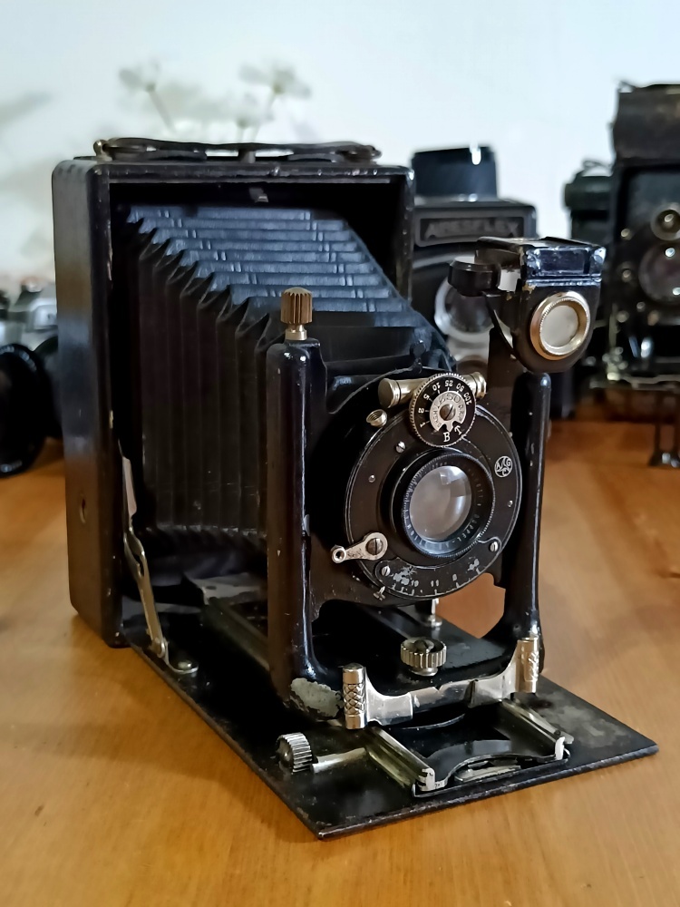 Hist. fotoaparát (Kenngott´s Doppel Anastigmat) - 1920