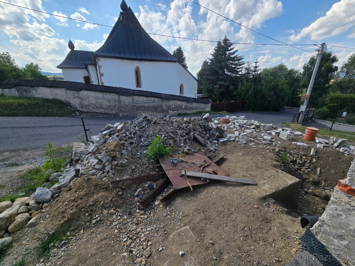Stavebný odpad ,hlina