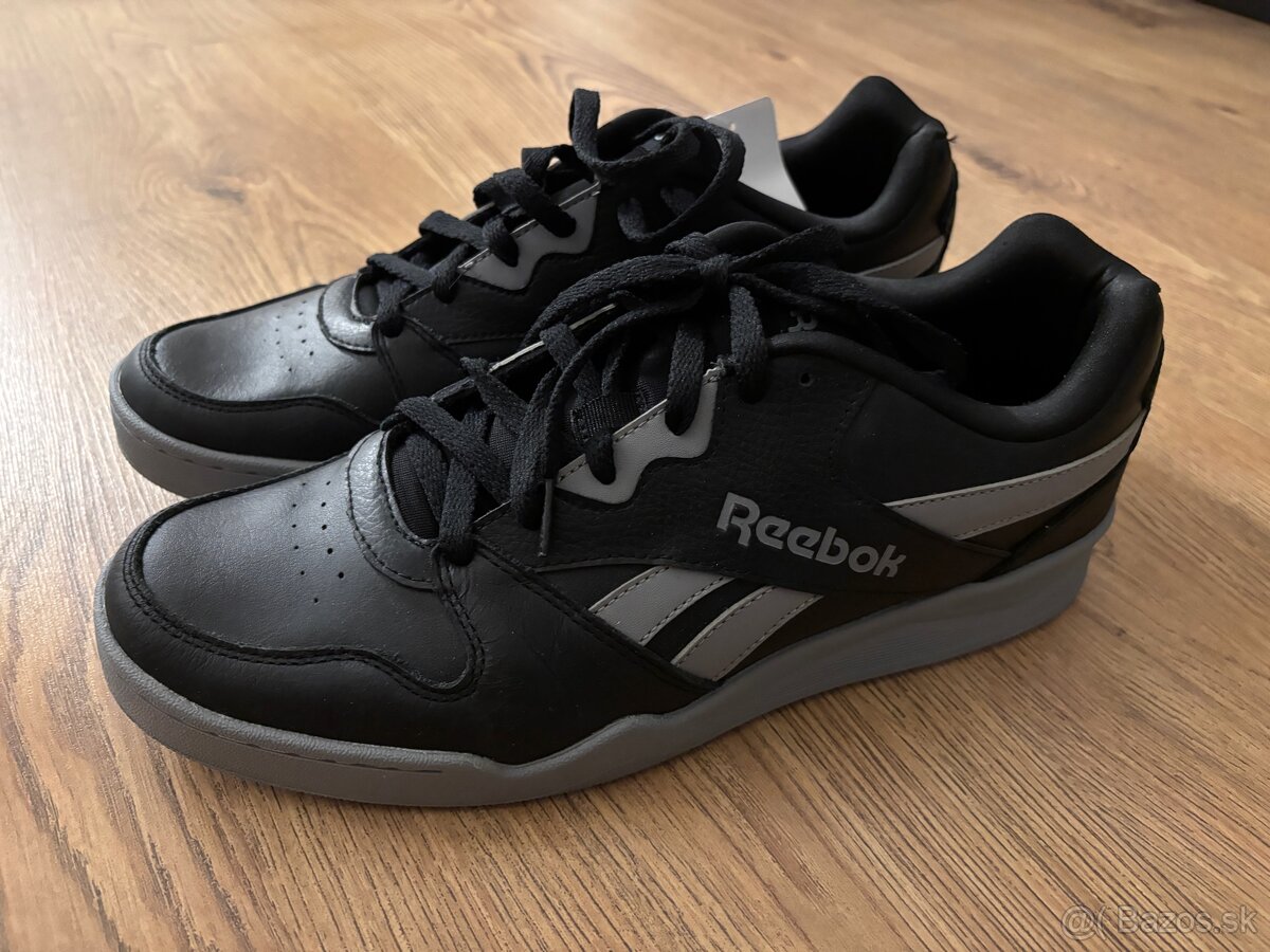 Reebok botaky nové s visačkou veľkosť 44