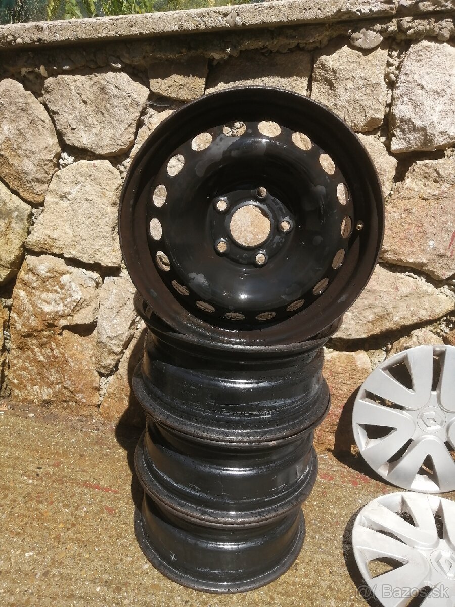 Sada disky s krytkami Renault r15.