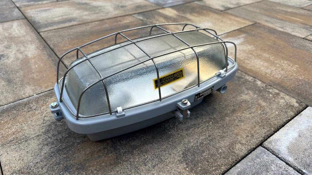 Priemyselne svietidlo Elektrosvit 511 32 01