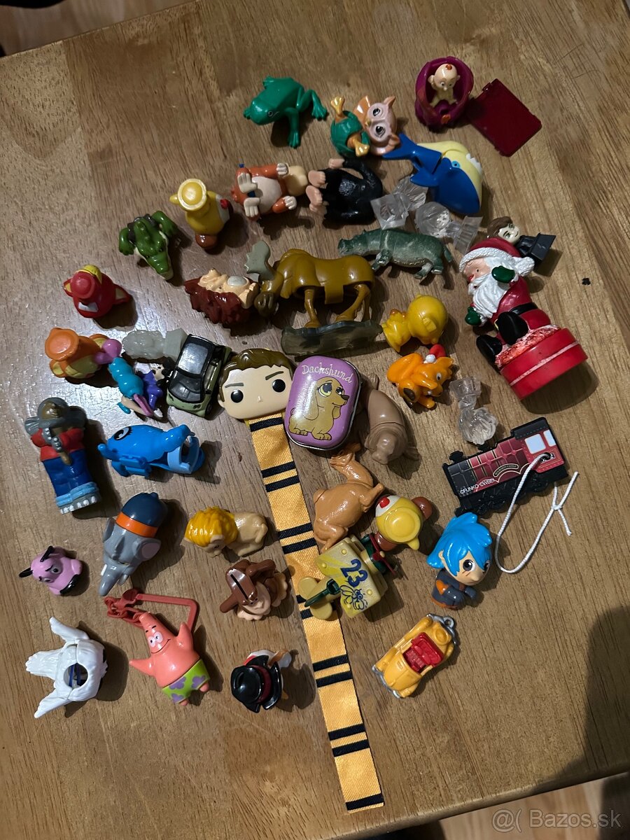 Konder Hračky mix cez 40ks