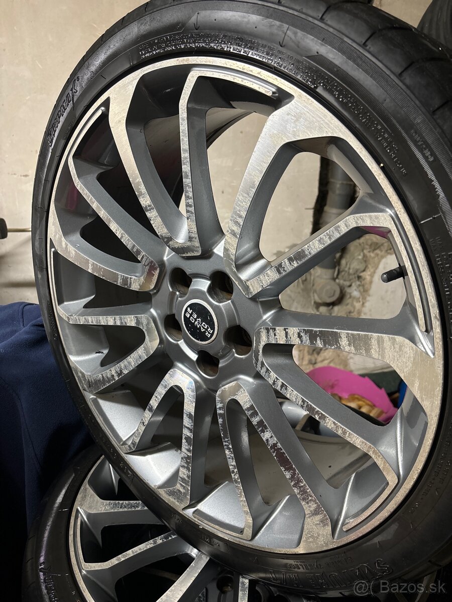 Land rover range rover R22