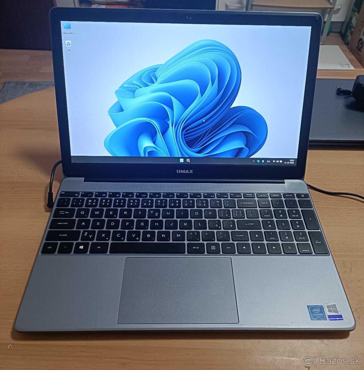 Predám UMAX 15Wr Plus...