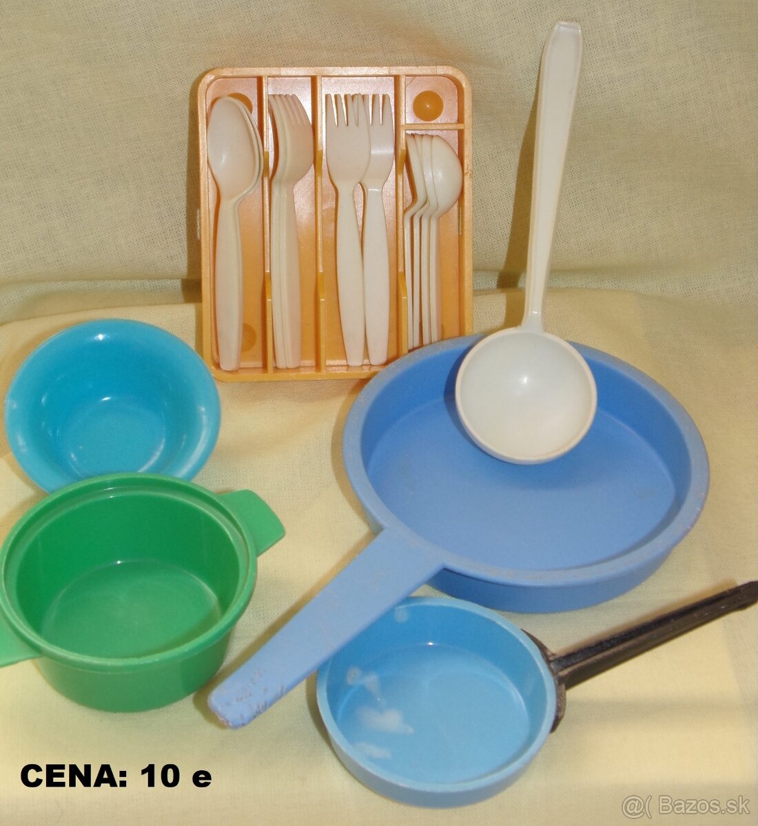 retro HRAČKY, KUCHYNSKÉ RIADIKY a iné