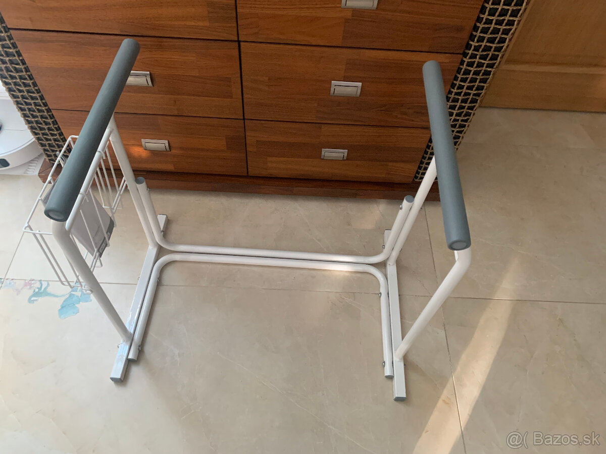 Pomôcka na vstávanie z WC