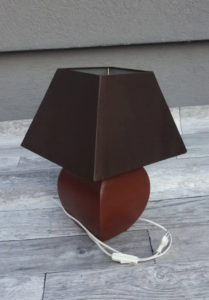 Lampa keramická – moderná.
