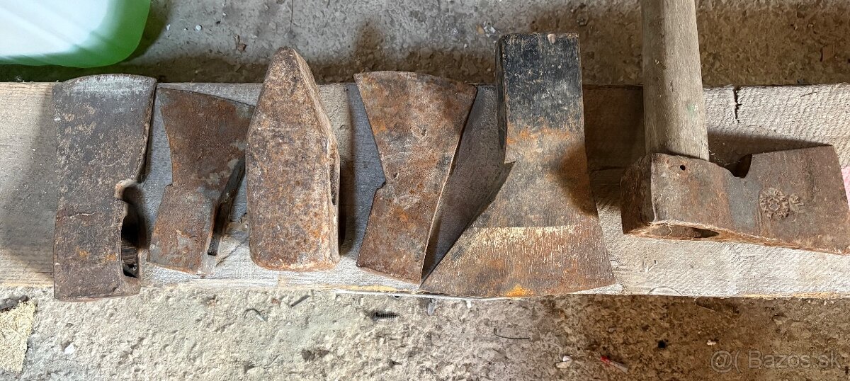 Stare semery a kladivá