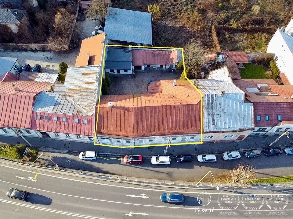 BOSEN | NOVÁ CENA, Viacúčelový dom v pamiatkovej zóne, 686m2