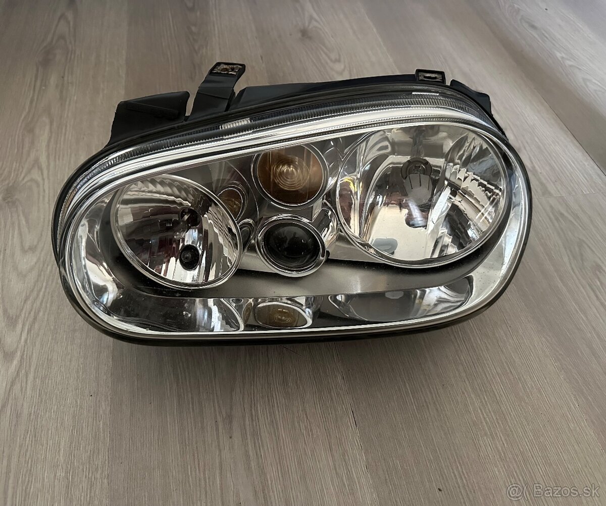 Vw golf 4 predný ľavý svetlomet