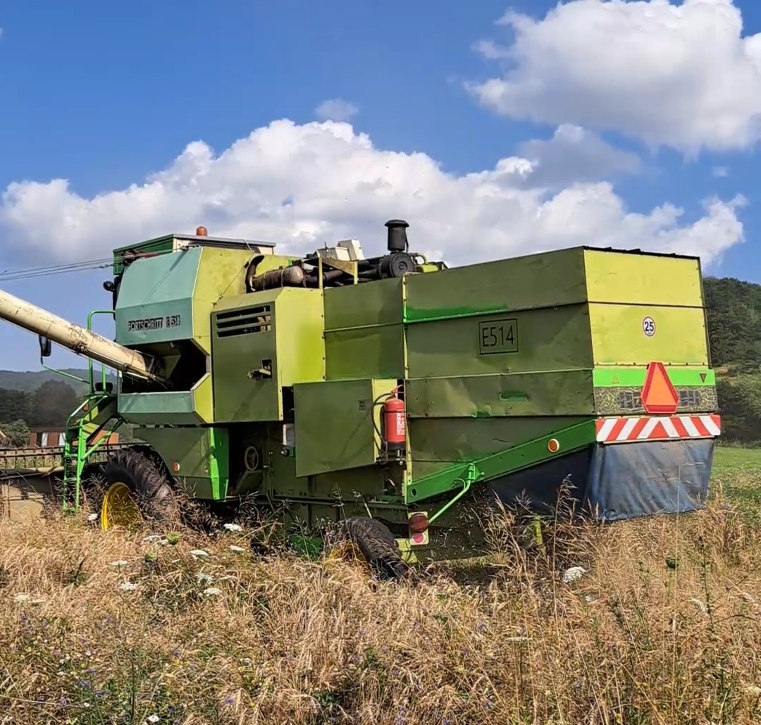 Kombajn E514