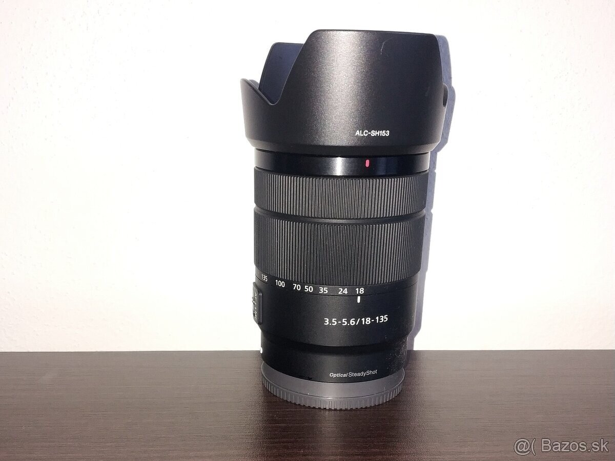 SONY E 18-135mm f/3,5-5,6 OSS