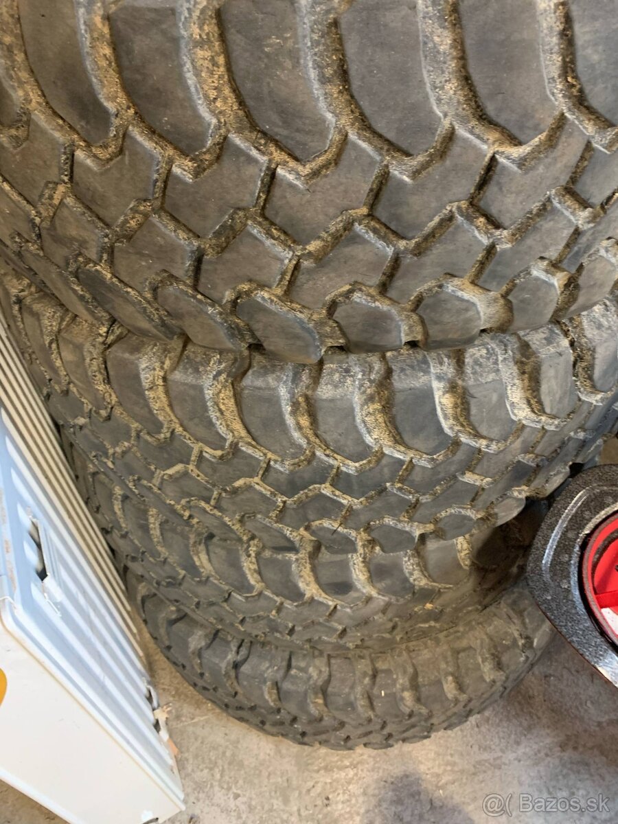 Pneu 245 70 r16