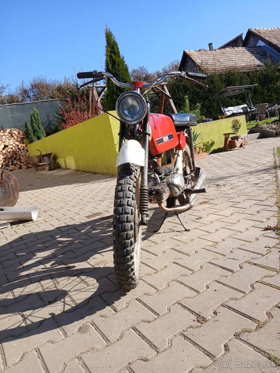 Jawa mustang 23 Československa výroba